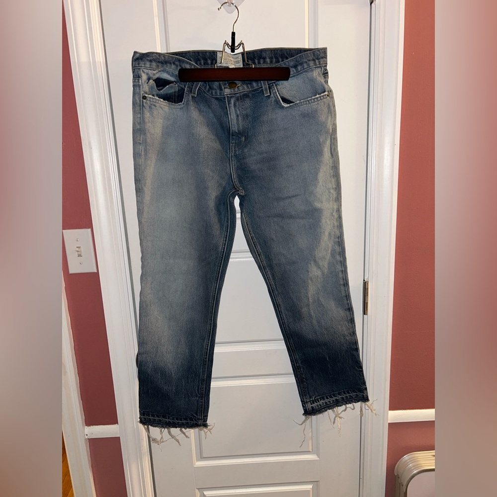 Current/Elliott The Stiletto Size 32 Made in USA Distressed Crop Jeans
